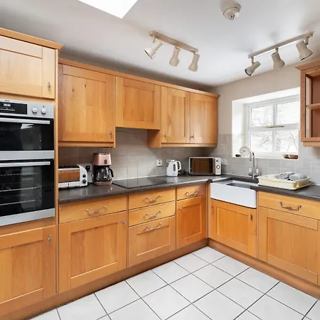 2 Bed In Ambleside Oc-Lr187